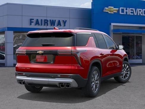 New 2026 Chevrolet Traverse LT w/ Sun and Wheel Package image 4
