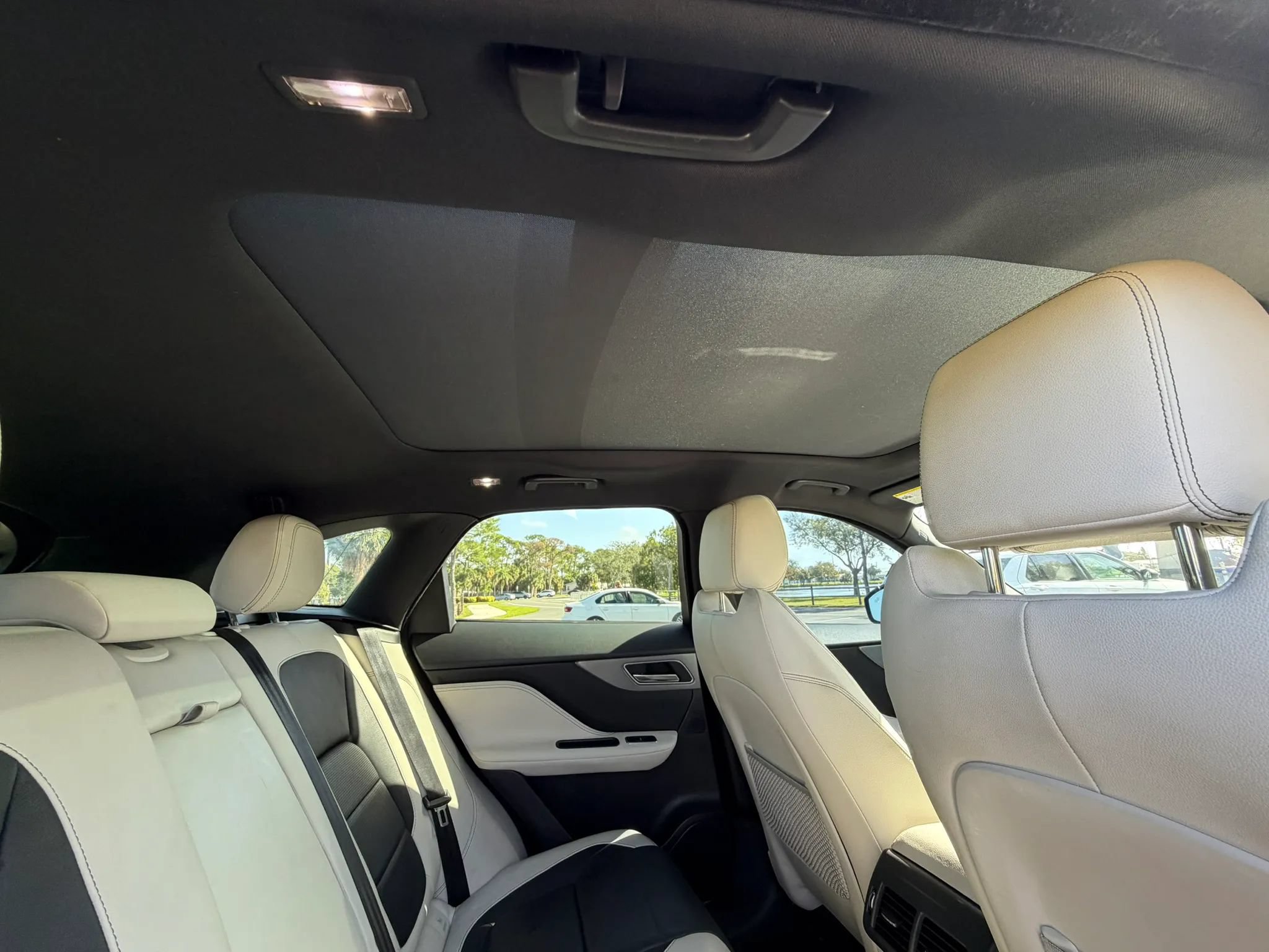 Used 2018 Jaguar F-PACE S AWD/4WD image 30