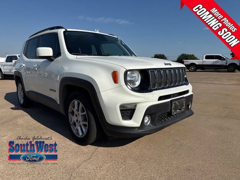 Used 2021 Jeep Renegade Latitude FWD image 1