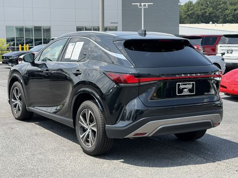 Used 2024 Lexus RX 350 Premium w/ Convenience Package FWD image 8