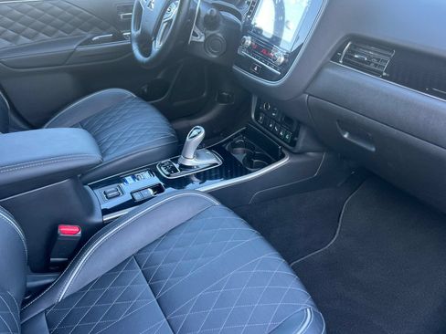 Used 2022 Mitsubishi Outlander GT AWD/4WD image 21