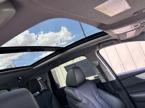 Certified 2024 Acura MDX FWD w/ Technology Package image 11