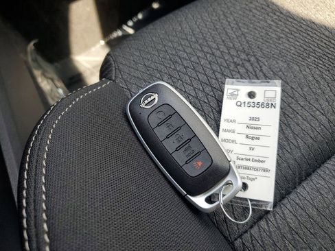 New 2026 Nissan Rogue SV image 27
