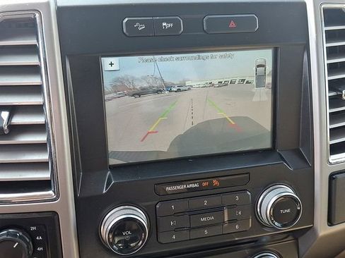 Used 2016 Ford F150 Lariat w/ Equipment Group 502A Luxury image 18