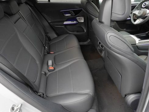 New 2026 Mercedes-Benz GLC 300 GLC 300 image 18