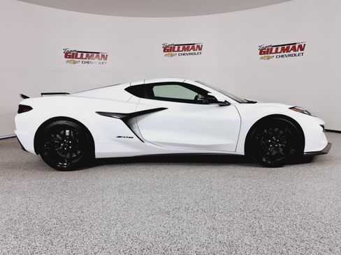 New 2025 Chevrolet Corvette Z06 image 8