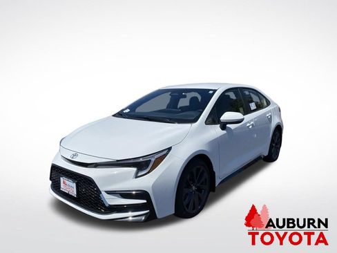 New 2026 Toyota Corolla SE FWD image 3