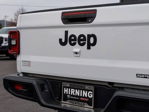 Used 2020 Jeep Gladiator Sport w/ Quick Order Package 24S image 22