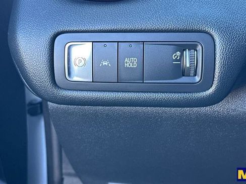 Certified 2024 Chevrolet Blazer EV RS image 35