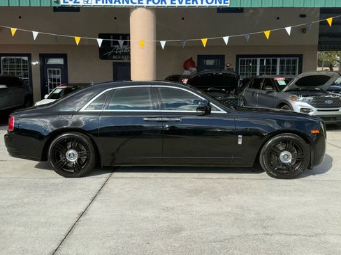 Used 2010 Rolls-Royce Ghost image 4