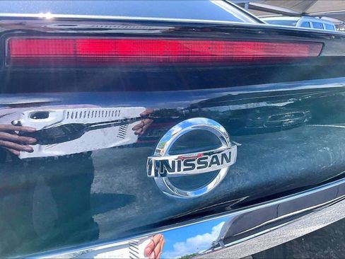 Used 2019 Nissan Sentra SR FWD image 5