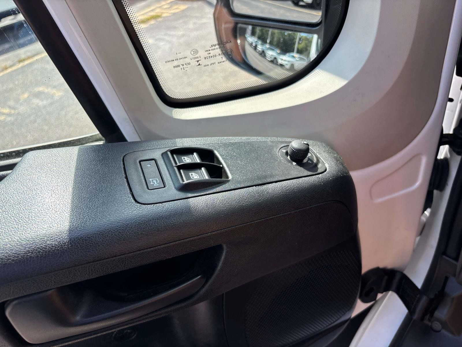 Used 2021 RAM ProMaster 2500 FWD image 14