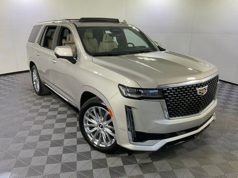 Certified 2023 Cadillac Escalade Premium Luxury w/ Performance Package image 39