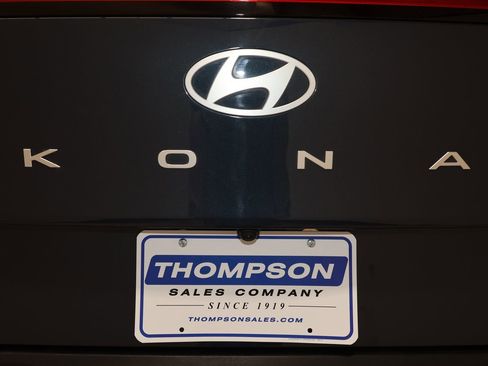 Used 2025 Hyundai Kona SEL image 33