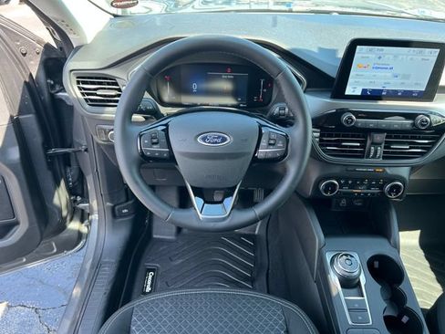 Used 2024 Ford Escape Active AWD/4WD image 15