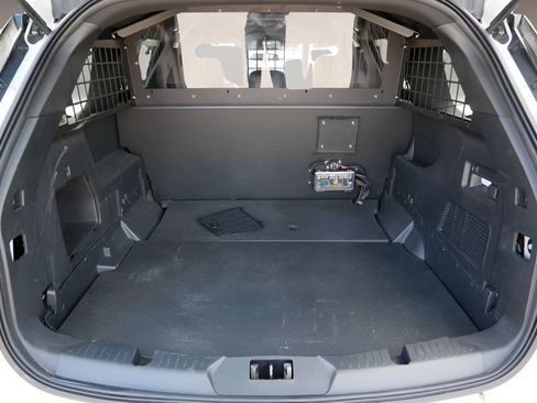 Used 2023 Ford Explorer 4WD Police Interceptor image 13
