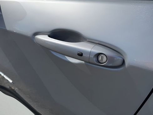 Used 2022 Jeep Compass Latitude w/ Convenience Group image 14