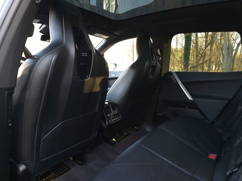 Used 2023 BMW iX M60 image 15