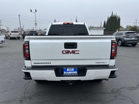 Used 2018 GMC Sierra 1500 Denali image 6