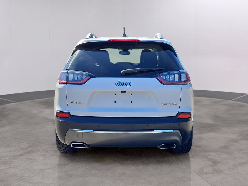 Used 2019 Jeep Cherokee Limited AWD/4WD image 5