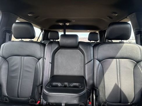 Used 2024 Jeep Wagoneer L Series II w/ Flexible Seating Group image 36