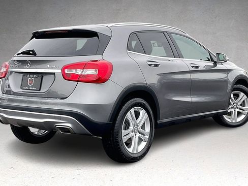 Used 2017 Mercedes-Benz GLA 250 4MATIC image 31