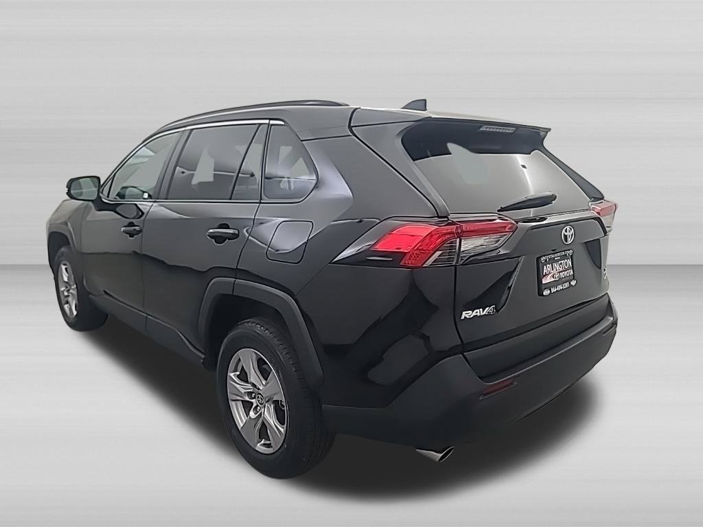 Used 2025 Toyota RAV4 XLE AWD/4WD image 7