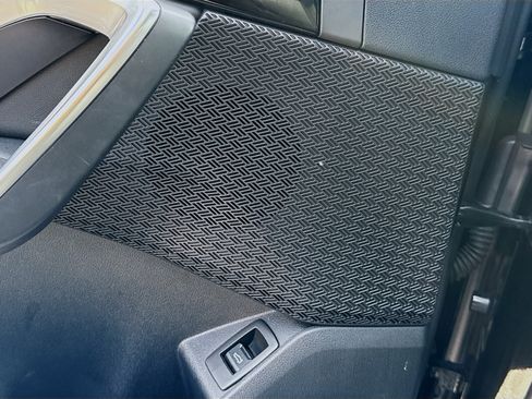 Used 2025 BMW X1 xDrive28i w/ Convenience Package image 24