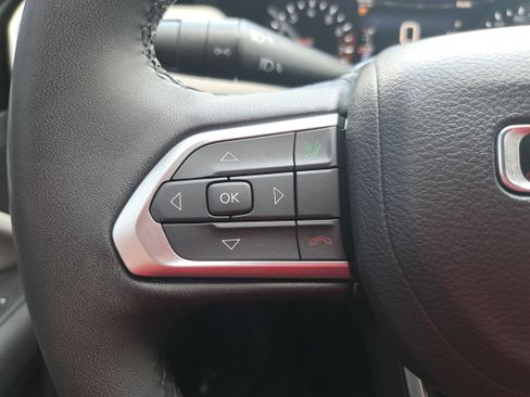 Used 2024 Jeep Compass Limited AWD/4WD image 16