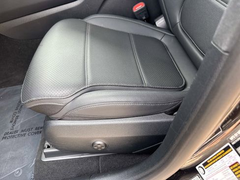 Certified 2026 Mercedes-Benz GLC 300 image 20