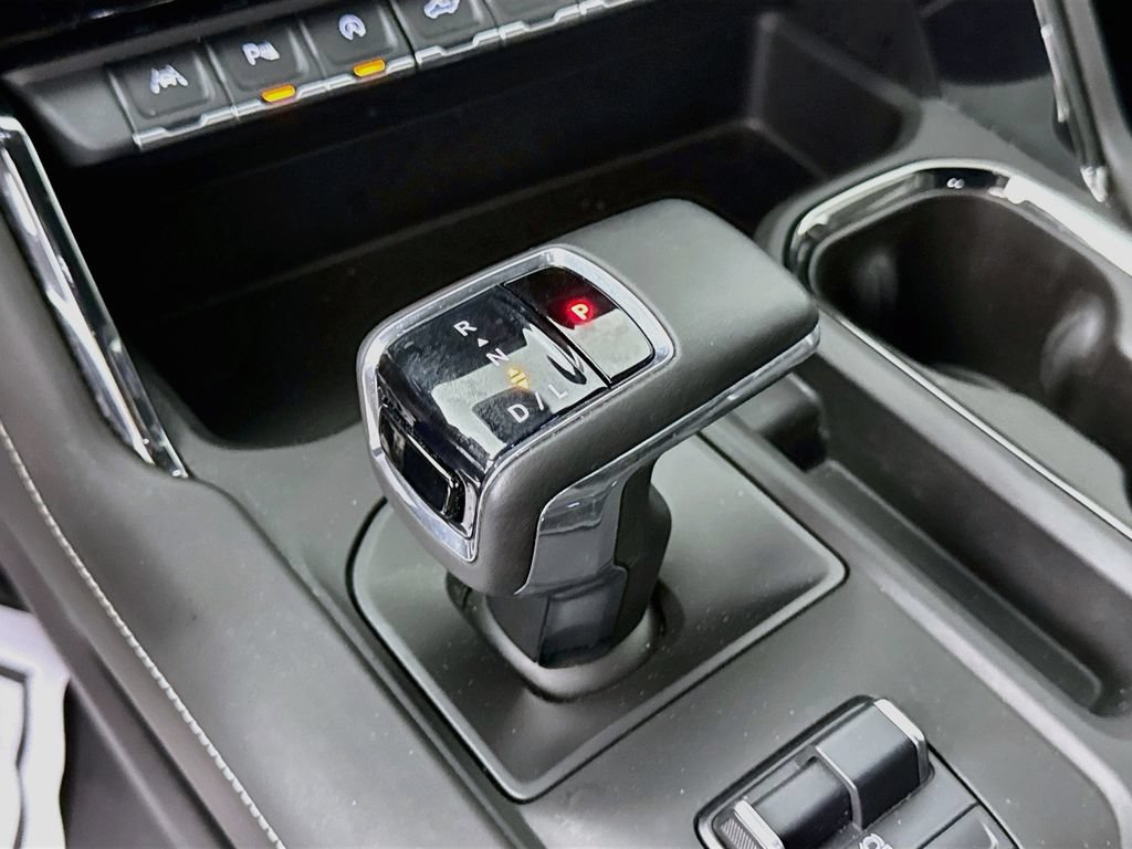 Used 2024 GMC Sierra 1500 AT4X AWD/4WD image 19