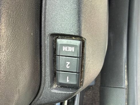 Used 2012 GMC Terrain SLT FWD image 24