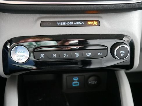 Certified 2023 Ford Escape Platinum AWD/4WD image 24