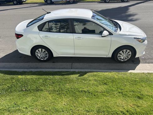 Used 2018 Kia Rio S image 9