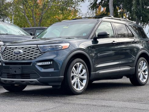 Certified 2022 Ford Explorer Platinum w/ Technology Package image 9