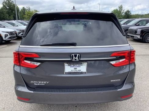 Used 2021 Honda Odyssey Touring image 6
