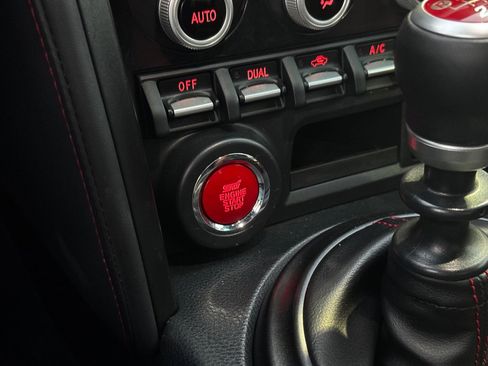 Used 2018 Subaru BRZ tS image 15