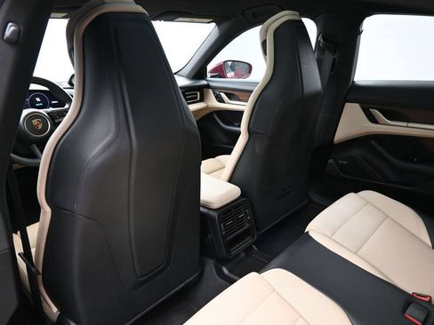 Certified 2022 Porsche Taycan 4S AWD/4WD image 8
