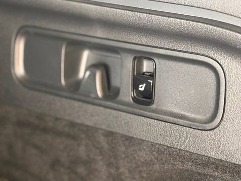 Used 2025 Mercedes-Benz GLC 63 AMG S w/ AMG Night Package image 23