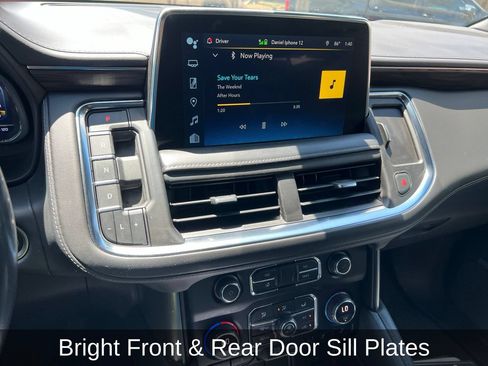Used 2022 Chevrolet Tahoe LT w/ Luxury Package RWD image 18