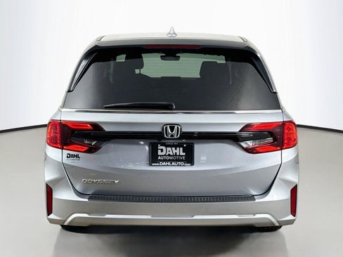 Certified 2025 Honda Odyssey EX-L image 12