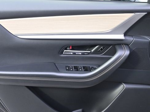 Used 2025 MAZDA CX-90 3.3 Turbo w/ Preferred Package image 23