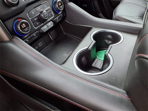 Used 2021 Chevrolet Tahoe RST w/ Luxury Package image 32