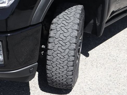 Used 2022 GMC Sierra 2500 AT4 w/ AT4 Premium Plus Package AWD/4WD image 58