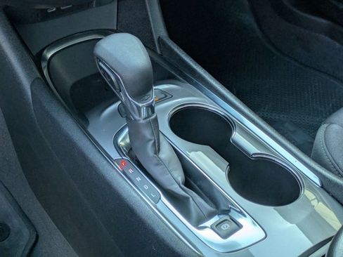 Used 2024 Chevrolet Malibu LT image 13