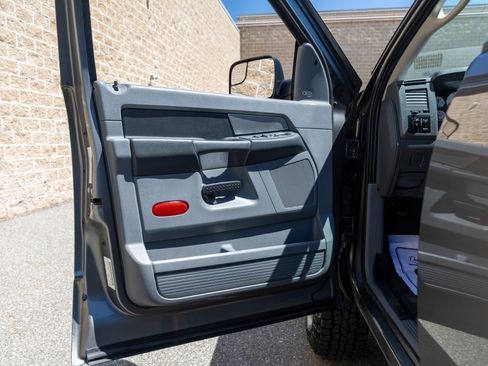 Used 2008 Dodge Ram 2500 Truck SLT w/ Popular Equipment Group AWD/4WD image 19