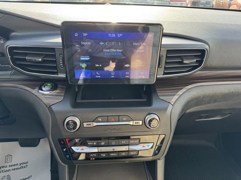 Used 2020 Ford Explorer Limited image 25