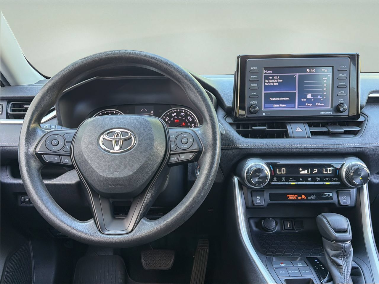 Used 2021 Toyota RAV4 XLE FWD image 14