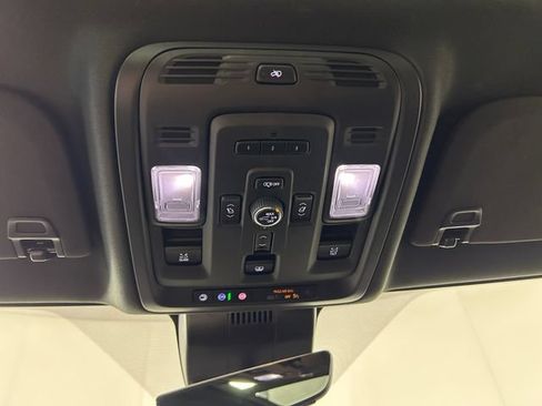 Used 2023 GMC Yukon Denali w/ Denali Reserve Package AWD/4WD image 24