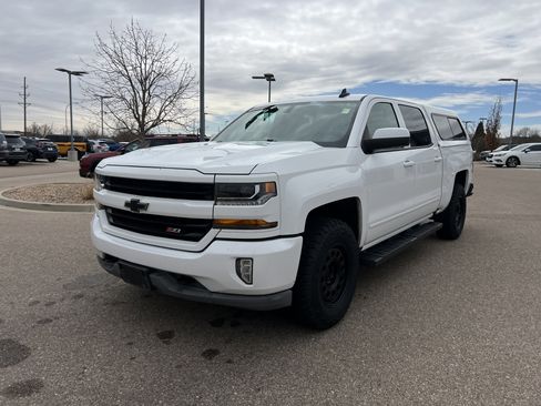 Used 2018 Chevrolet Silverado 1500 LT w/ All Star Edition image 14